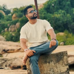 Dinuka Nilupul - Founder of FoundStep